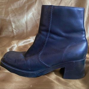 Vintage Square Toed Boot Size 7.5